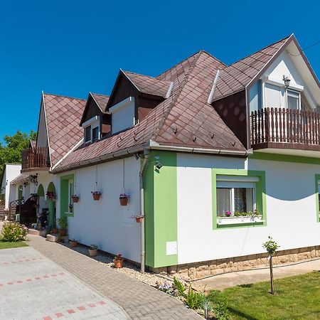 Andrea Apartmanhaz Balatongyorok Exterior photo